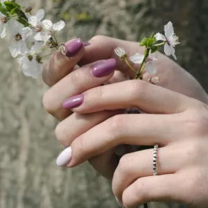 RINDAL heart shape gold wedding ring Thumbnail