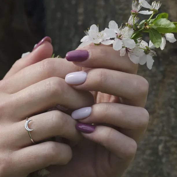 MISE crescent shape gold ring  Image