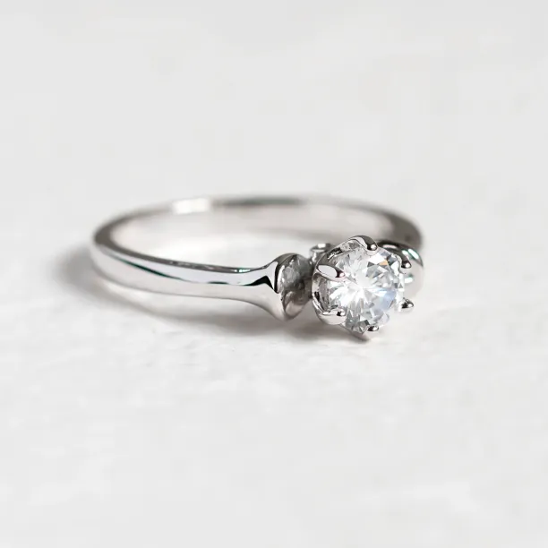 Zásnubní prsten s diamantem 0.4ct RISTE Image