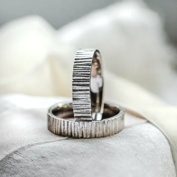 Original gold wedding rings MAJT Image