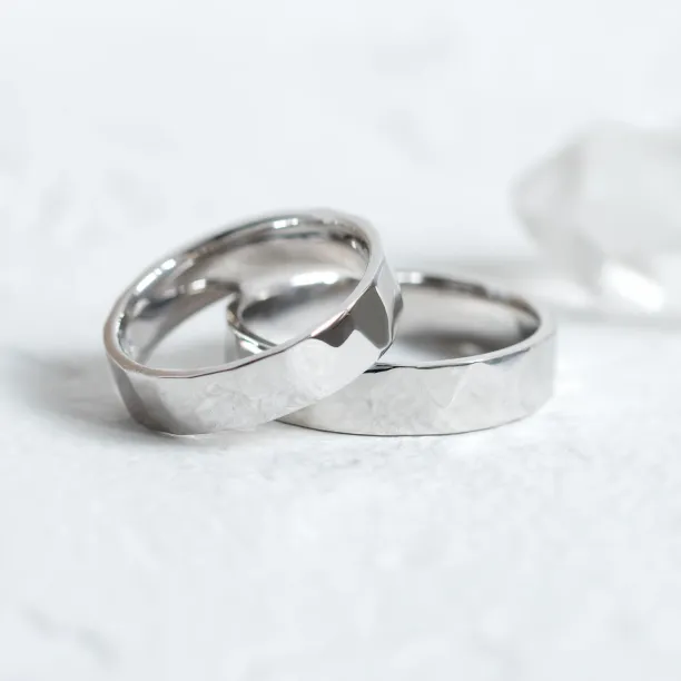 Gold wedding rings LOGAM Image