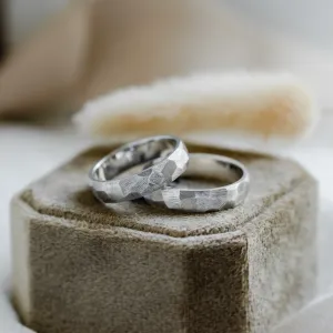 Hammered gold wedding rings BOME Thumbnail