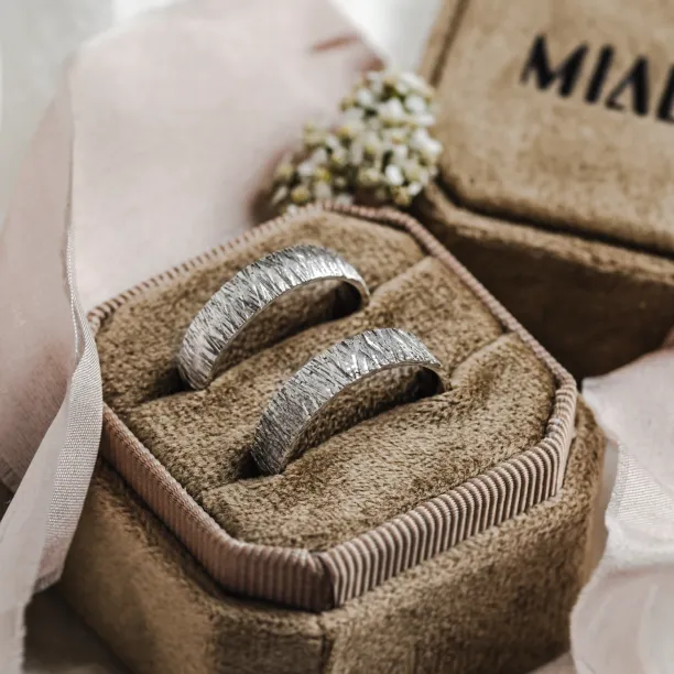 Matt wedding rings CUTI Image