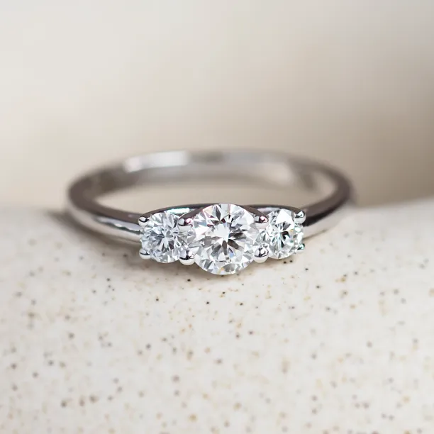VIZO gold diamond engagement ring Image
