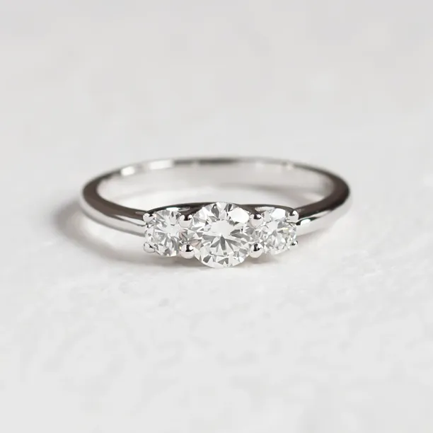 VIZO gold diamond engagement ring Image