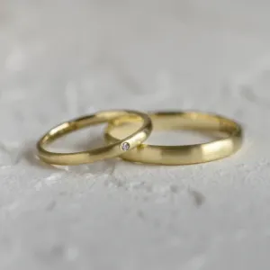 Matné komfortní snubní prsteny s diamantem ze žlutého zlata ODETTE Thumbnail