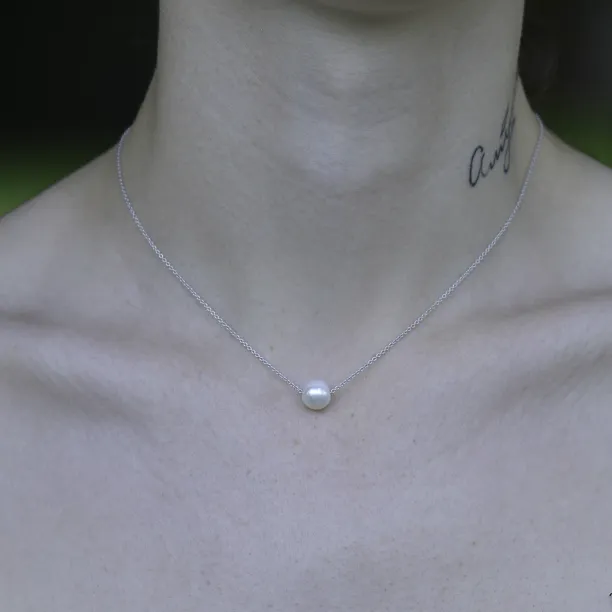Zlatý náhrdelník s bílou perlou PEARE Image