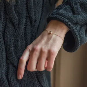 Gold bracelet with a special cube and diamond GIMLE Thumbnail