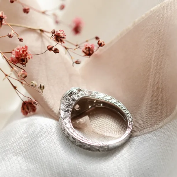 Vintage ring with diamonds 0.68ct OSLO Image