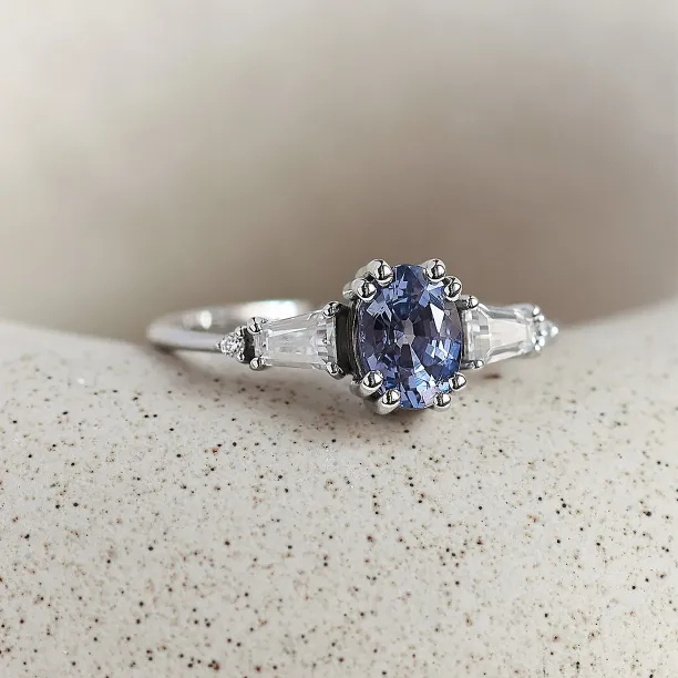 Gold ring with teal oval sapphire DIANA Image