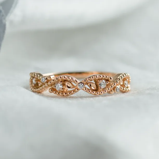 Twisted vintage gold ring with diamonds BRAID Image