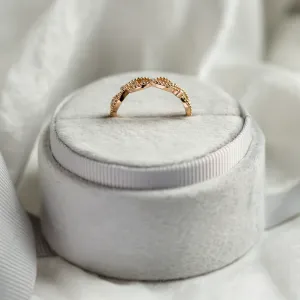 Twisted vintage gold ring with diamonds BRAID Thumbnail