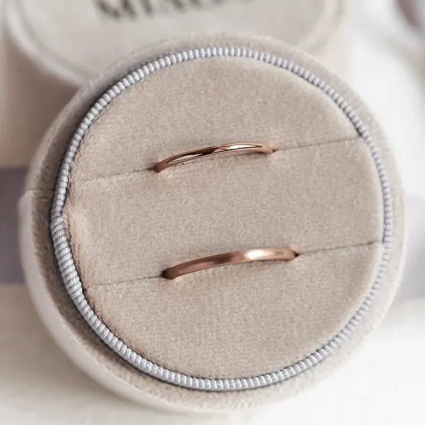 Wedding gold rings LOBE Image