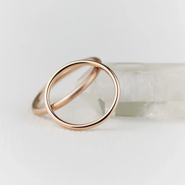 Wedding gold rings LOBE Image