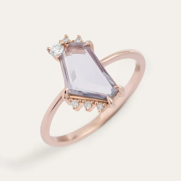 Gold ring with natural sapphire in violet colour SUZANNE Image
