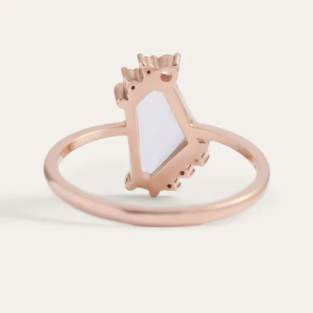 Gold ring with natural sapphire in violet colour SUZANNE Image