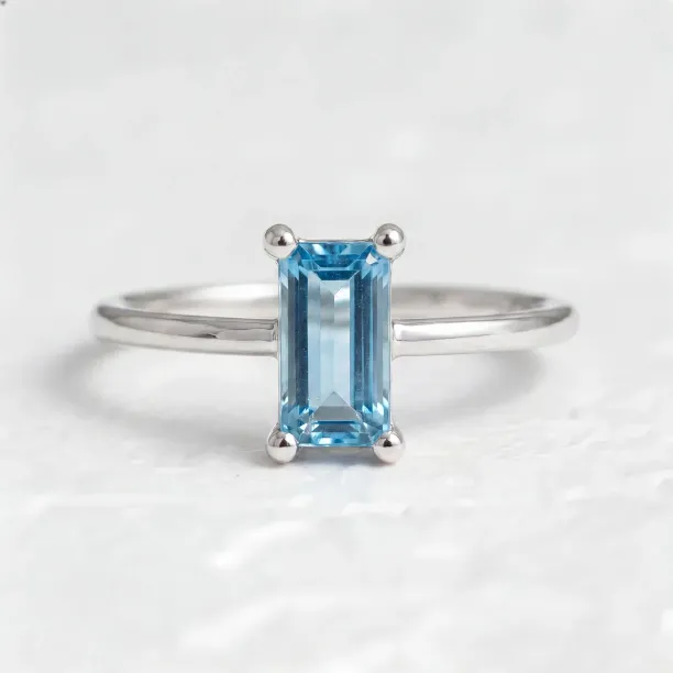 Gold ring with blue topaz CONSTANCE Image