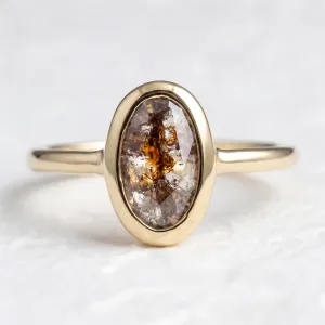 Gold ring with salt and pepper diamond HIKS