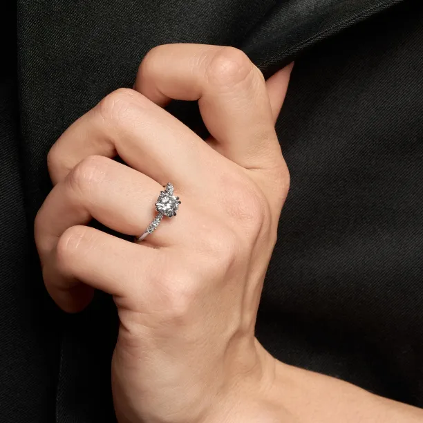Luxury engagement ring with cushion lab grown diamond and side diamonds GEOFFREY Image