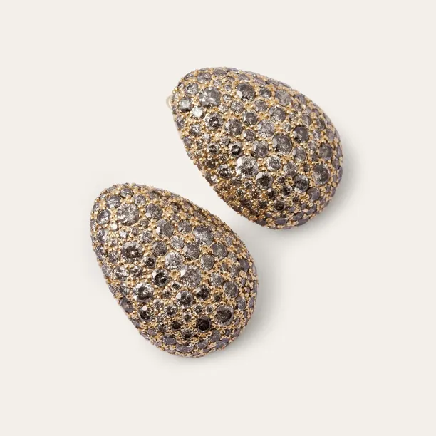Angled view of the OPHELIA salt-and-pepper diamond gold earrings as a pair