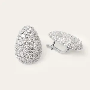AMALIA gold earrings with lab-grown diamonds showing their earring backs