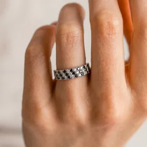 Wedding ring with black and white diamonds AYLIN