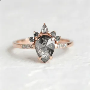 Gold cluster salt'n'pepper diamonds ring FILOMENA Thumbnail