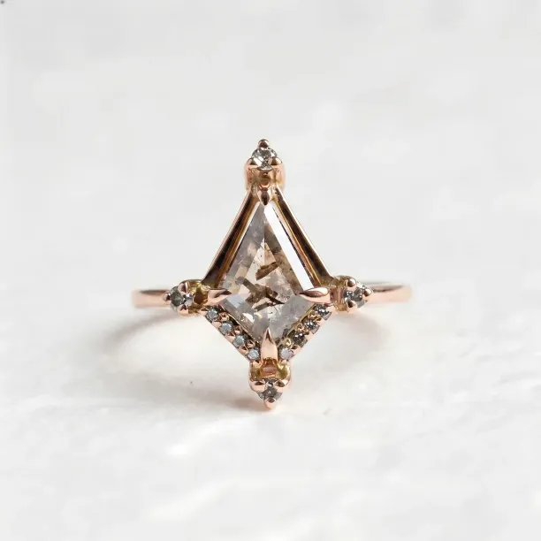 Extravagant ring with salt and pepper diamonds ORNETTE Image