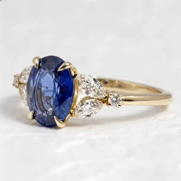 Vintage engagement ring with green sapphire and diamonds CADET Image