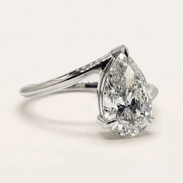 Atypical engagement ring with a lab-grown diamond GALILEO