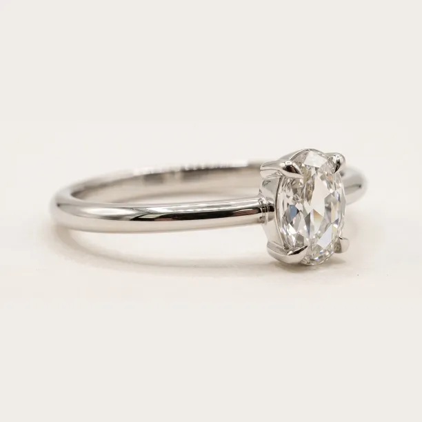 Oval lab-grown diamond solitaire ring NERIS