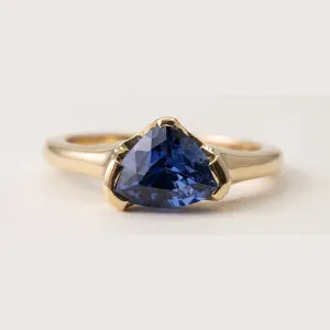 Gold ring with natural sapphire in half bezel setting SOREN
